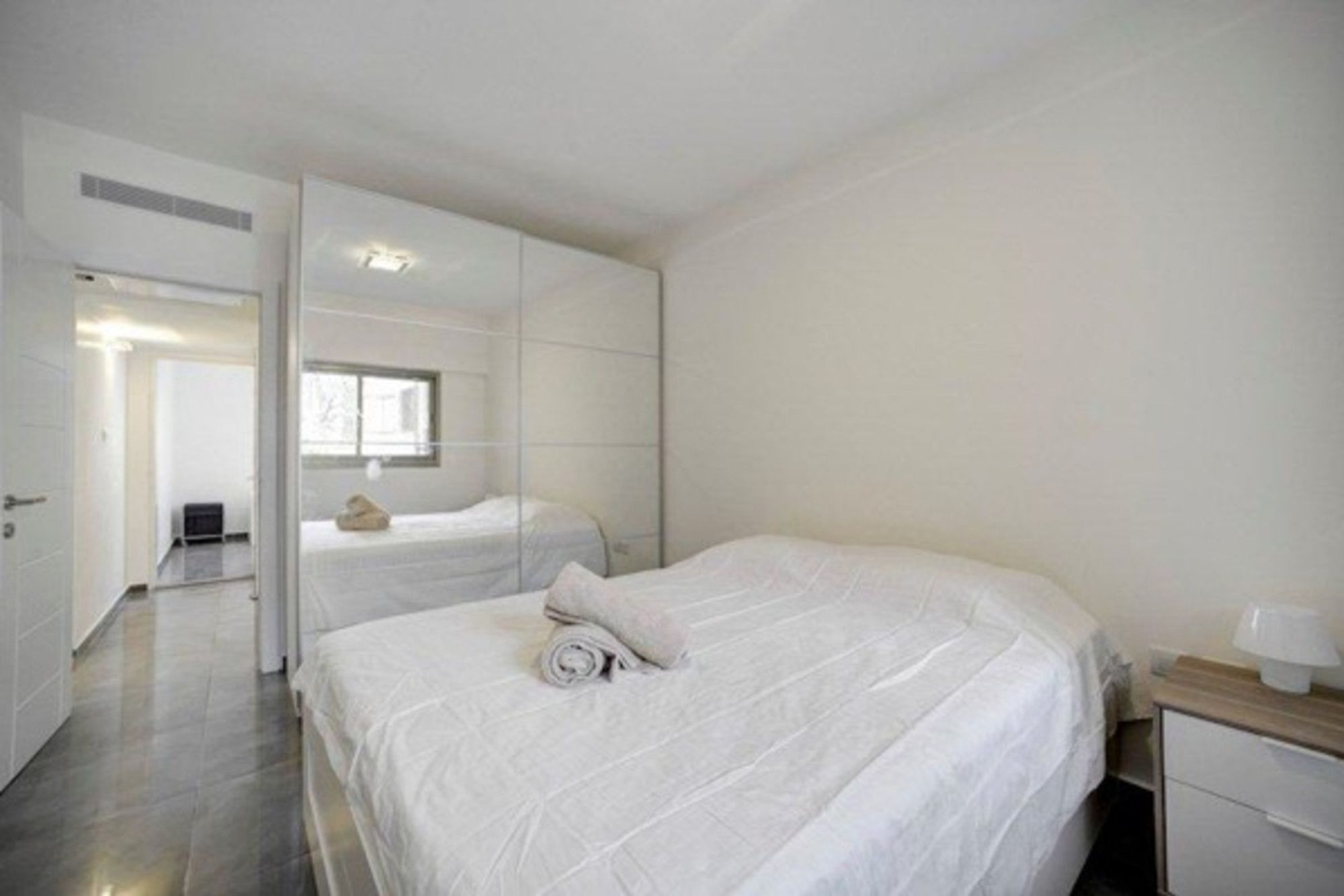 Apartment Holyguest - Bograshov 44 *